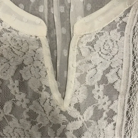 StitchFix Daniel Rainn Sleeveless Blouse with Lace, Cream, Size Medium - Picture 3 of 12